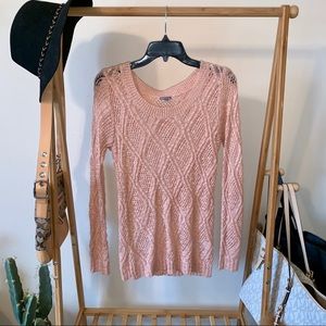 NWOT•dusty pink sweater🖤